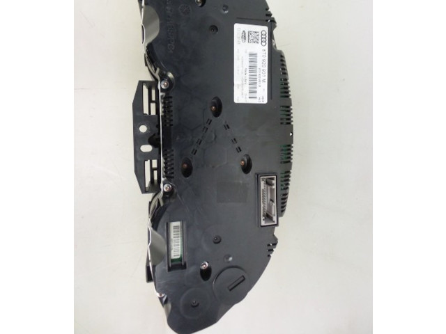 Přístrojová deska  Audi A5 Sportback 8TA 2011   