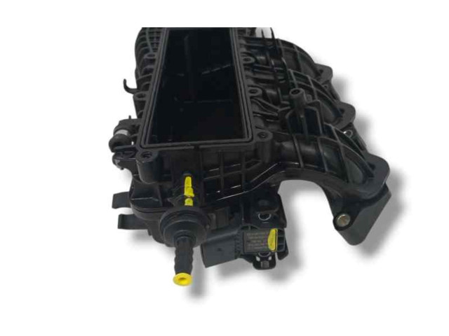 Vstřikovač 04C129711G, 04C129709G Audi A1 DKRF