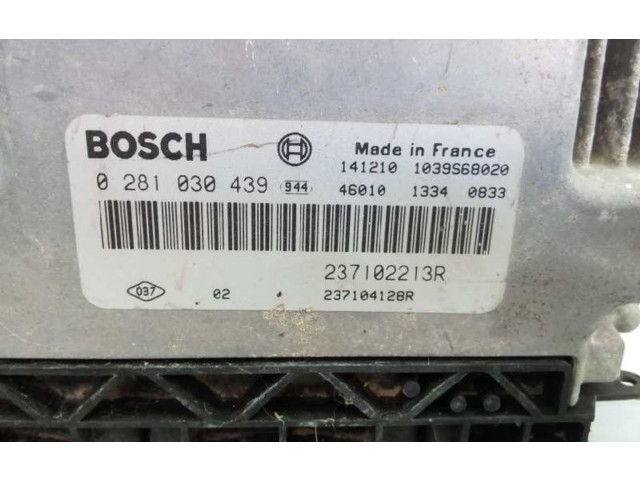 Řídící jednotka 237102213R, 0281030439 Dacia Dokker 2015