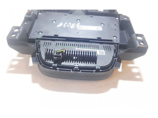 Дисплей    13346041, 13346092   Opel Meriva B