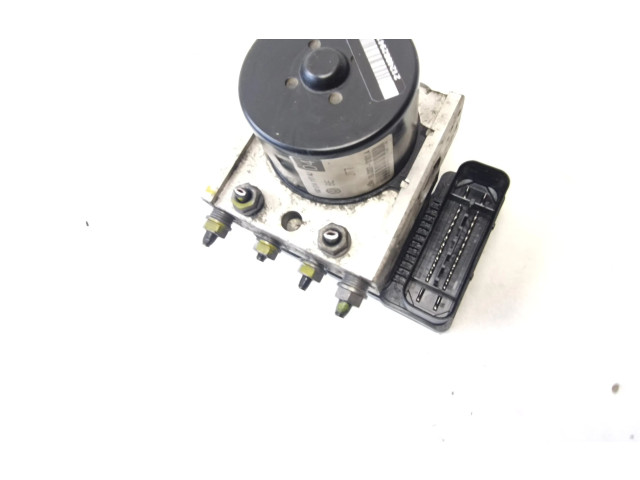 Блок АБС 1K0907379AQ, 1K0614117AJ   Skoda  Octavia Mk2 (1Z)  2004 - 2013 года