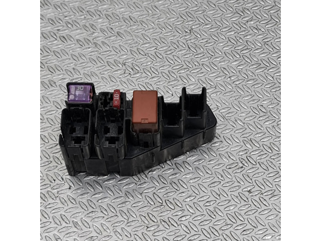 Блок предохранителей    Subaru Forester SJ    