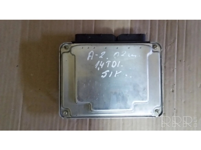 Блок управления двигателя 045906019AT, 0281011100   Audi A2
