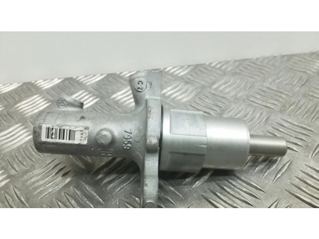 Главный тормозной цилиндр