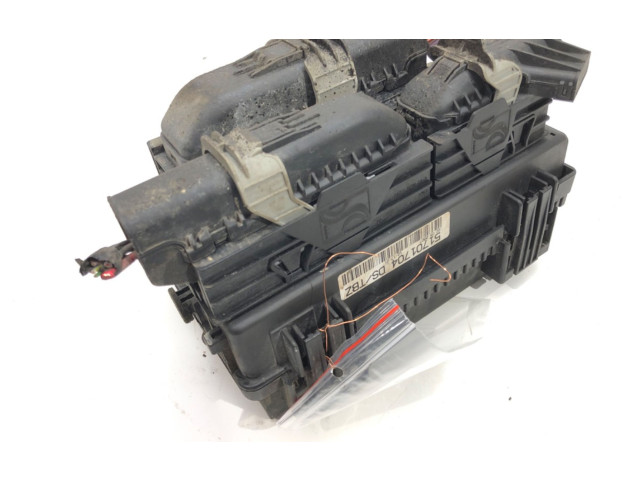 Блок предохранителей  51701704   Fiat Grande Punto    