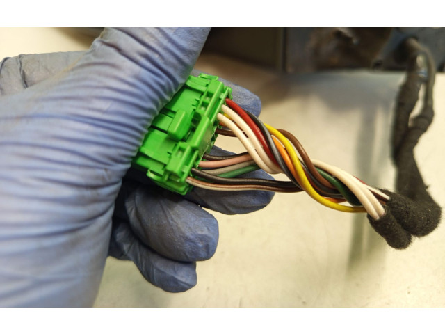 Зеркало электрическое Volvo XC90 2003 - 2006 года