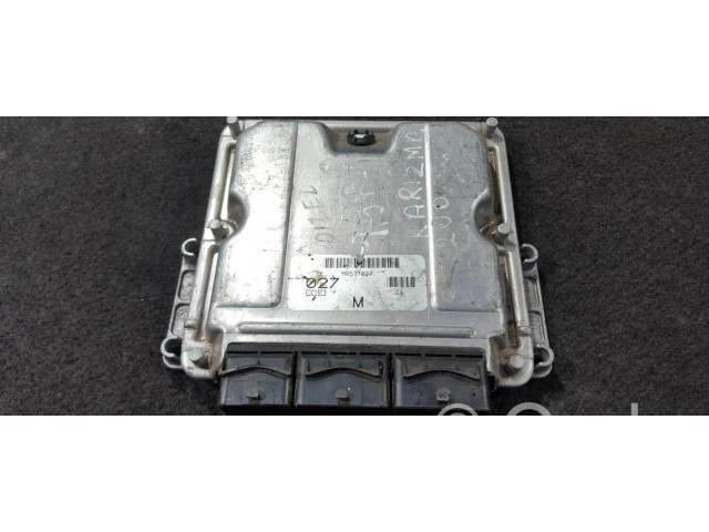 Блок управления двигателя 0281010437   Mitsubishi Carisma