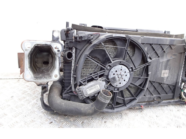 Комплект радиатора    Volvo  C30  2007 - 2010 года