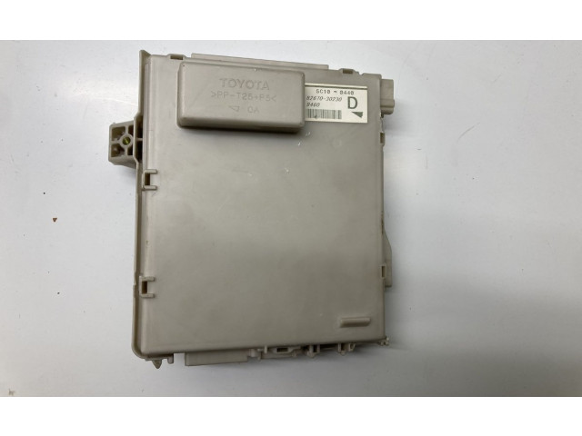   Pojistková skříňka 8267030230, 82670-30230   Lexus GS 300 350 430 450H 2005