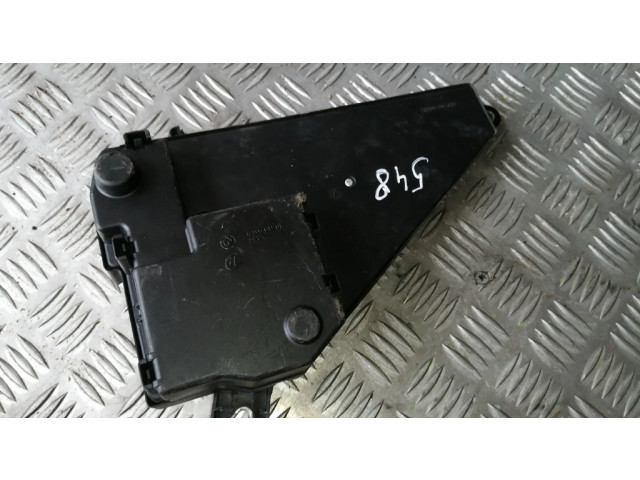Pojistková skříňka 9138830 BMW 5 E60 E61 2006