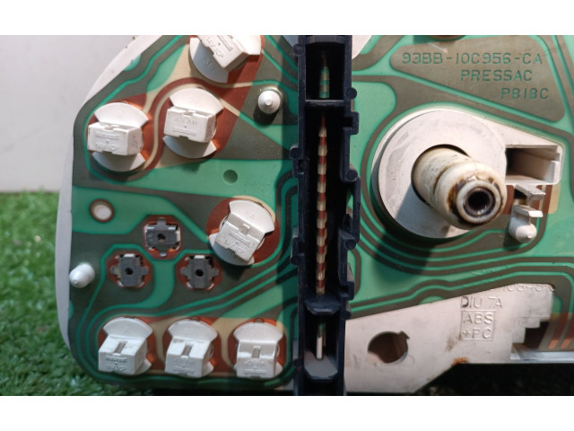 Přístrojová deska  Ford Mondeo MK I 1993 93BB10C956CA, 93BB10C956CA  