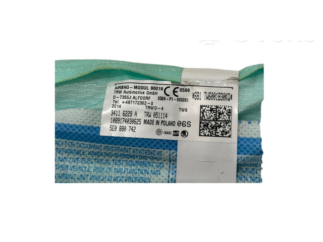 Боковая подушка безопасности 5E0880742, 34116229A Skoda Octavia Mk3 (5E)