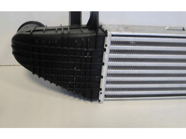 Интеркулер  A2045000000   Mercedes-Benz E C207 W207 