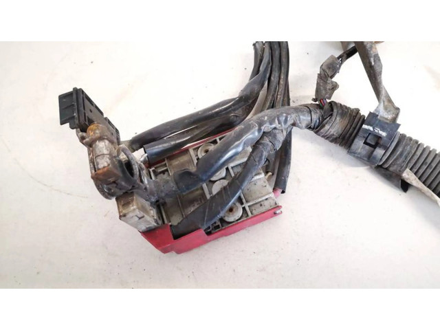 Блок предохранителей Mitsubishi Outlander