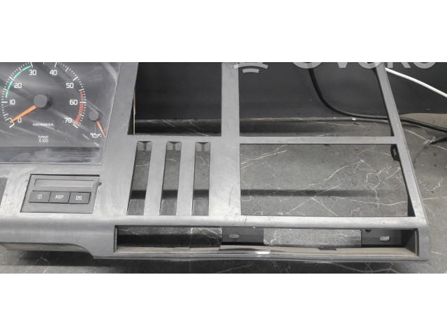 Přístrojová deska Renault 25 1988