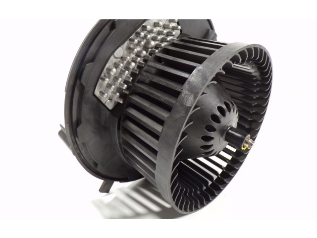 Вентилятор печки 5Q1819021E, 5Q1819021E Volkswagen Golf SportWagen