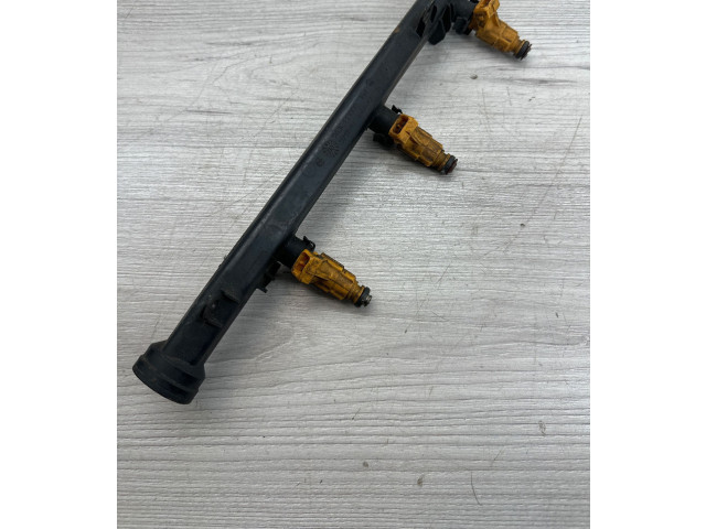 Vstřikovací lišta 9630333080, 9711010 Peugeot 607