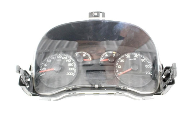 Панель приборов 51703280 Fiat Punto (188)