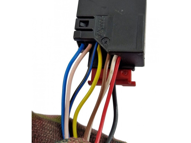 Зеркало электрическое        Audi A1  2010 - 2018 года   