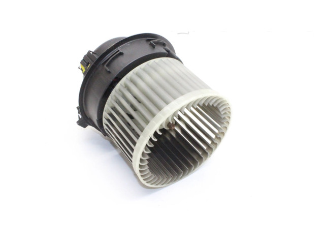 Вентилятор печки    7015011001   Peugeot 2008 II