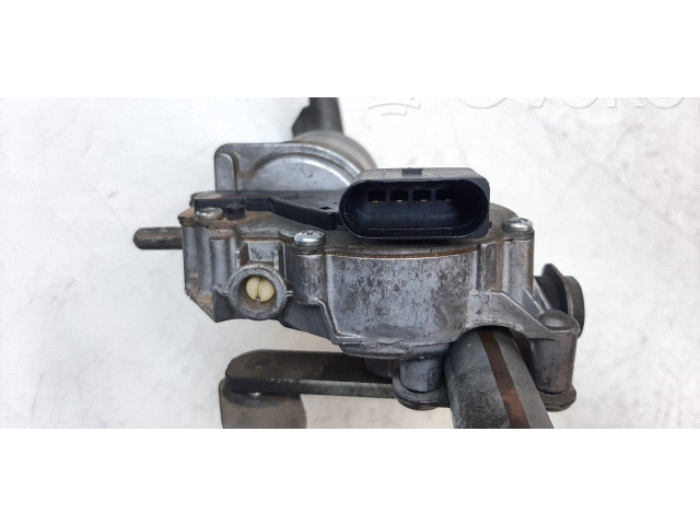 Моторчик дворников 8X2317500AD Jaguar XF X250