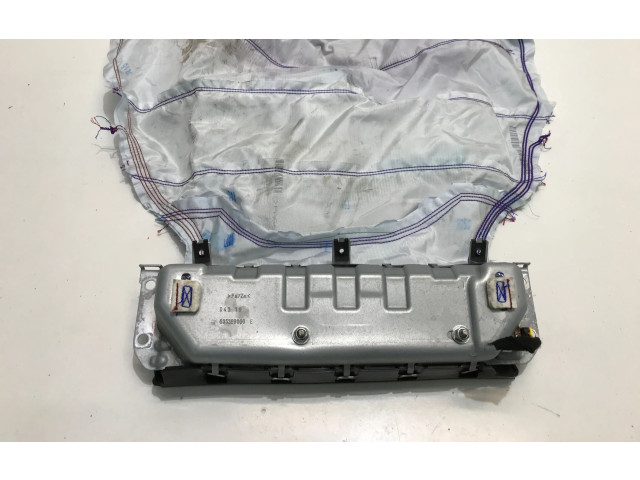 Подушка безопасности для колен 31455736 Volvo XC40