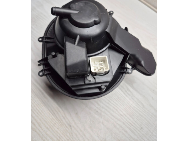 Вентилятор печки LHD28417, LHD86577 Volvo V70