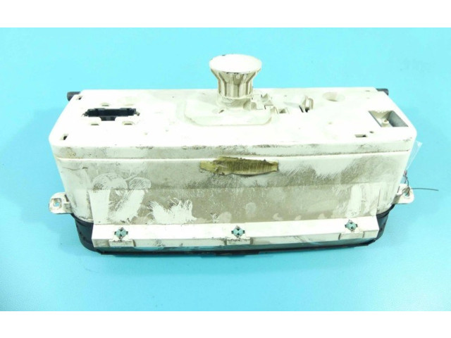 Přístrojová deska Volkswagen PASSAT B3 1991 81117657, IMPRK1352167