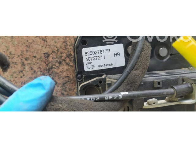 Замок раздвижная дверь 826706945R   Nissan NV300