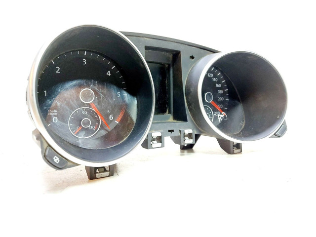 Панель приборов 5K0920860G Volkswagen Golf VI