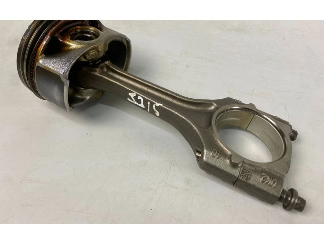  Поршень с шатуном DNUE 02606LJ1, 4202606LJ1  Audi A3 S3 8V  