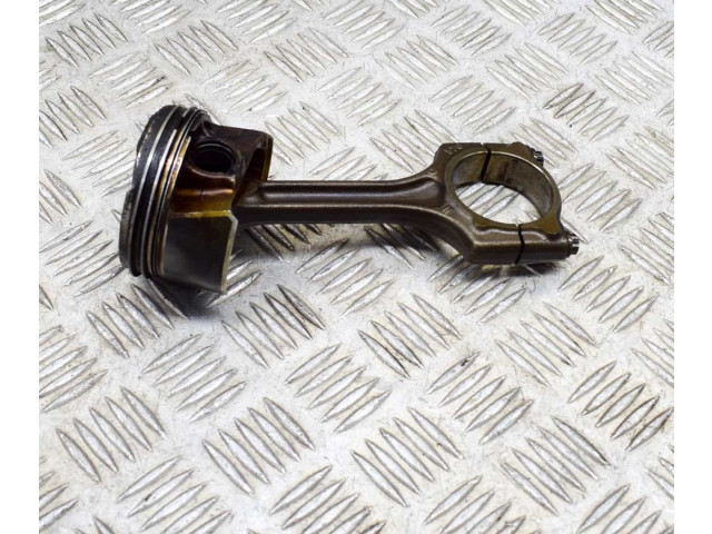 Píst 7621253, 7601181 BMW 1 F20 F21 N13 B16 A