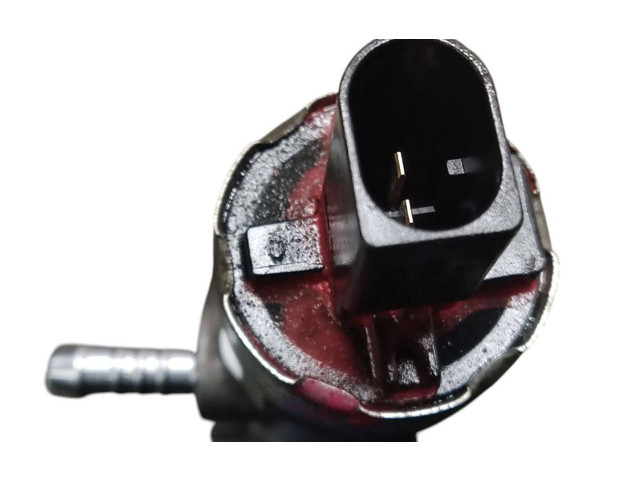 Топливная рампа 03L130089B, 03L906051   Audi A3 S3 A3 Sportback 8P   для двигателя CAYC