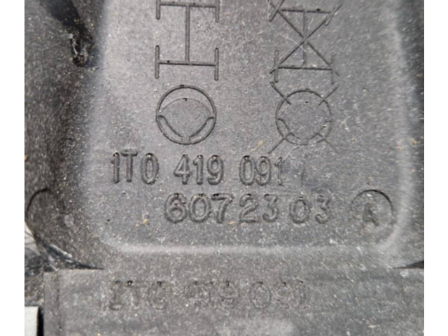 Руль Volkswagen Touran I  2003 - 2010 года 1T0419091, 6072303      