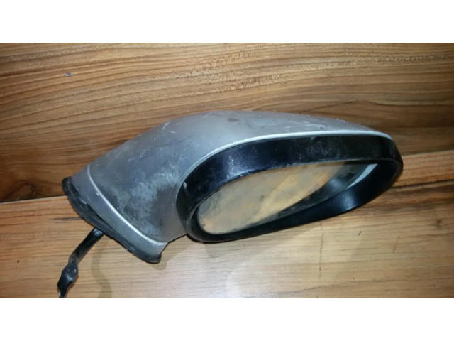 Зеркало электрическое правое Mitsubishi Carisma 1996-1999 года