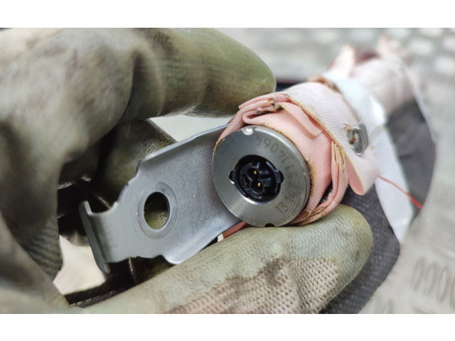 Боковая подушка безопасности AV1114K158AD   Ford B-MAX