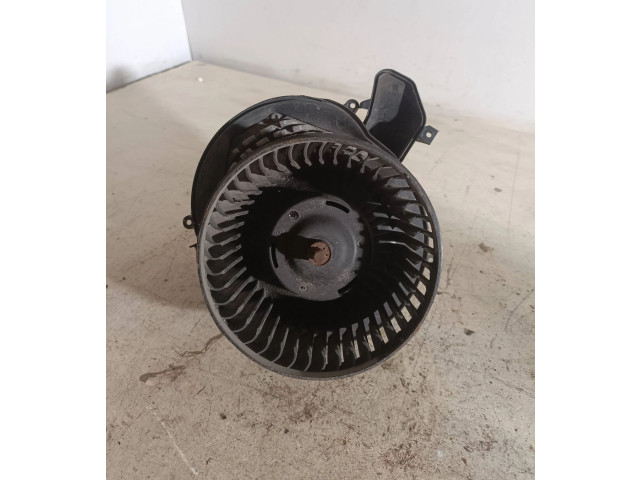 Вентилятор печки       Volvo V70