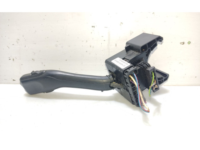 Ручка стеклоочистителей 4B0953503G   Volkswagen Passat Alltrack