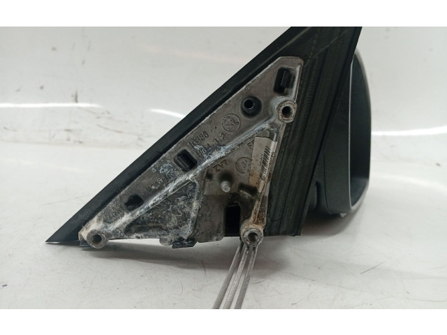 Зеркало электрическое        Skoda Fabia Mk2 (5J)  2007 - 2014 года   