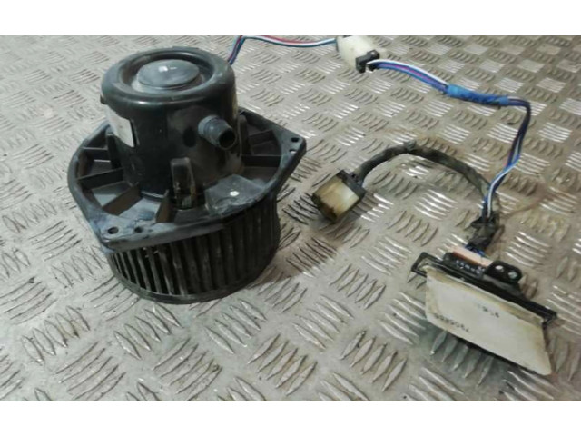 Вентилятор печки    0130111154   Nissan Vanette