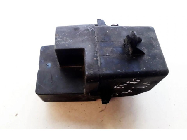 Блок предохранителей 1J0941389B Volkswagen Golf IV