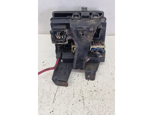 Pojistková skříňka Chrysler Pacifica 2004