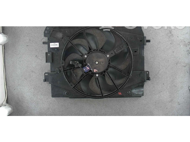 Вентилятор радиатора 214815012R Dacia Sandero