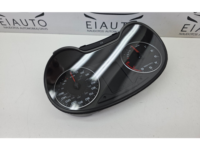 Панель приборов 81A920940C, 8V0190B Audi Q2 -