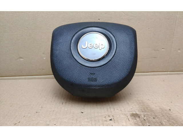 Подушка безопасности водителя Jeep Cherokee