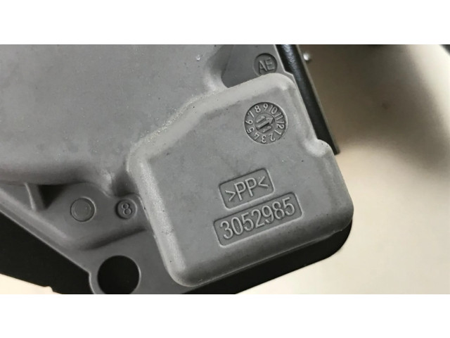 Задний ремень безопасности