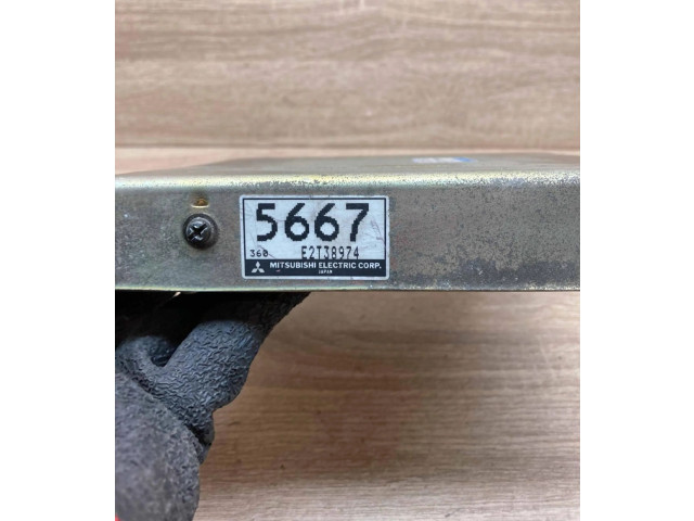 Блок управления двигателем ECU MD175667, E2T38974 Mitsubishi Colt