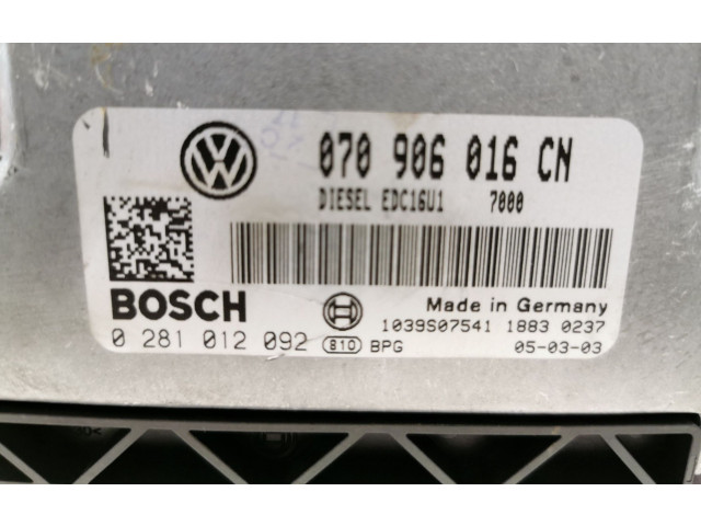 Řídící jednotka 070906016CN Volkswagen Transporter - Caravelle T5 2005
