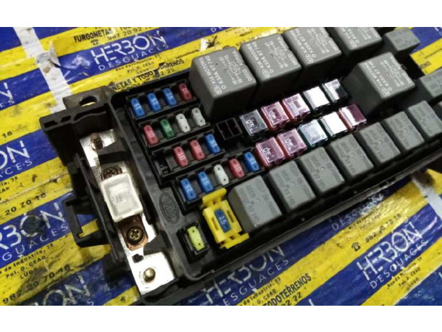 Pojistková skříňka 0K53H66760 KIA Carnival 2001