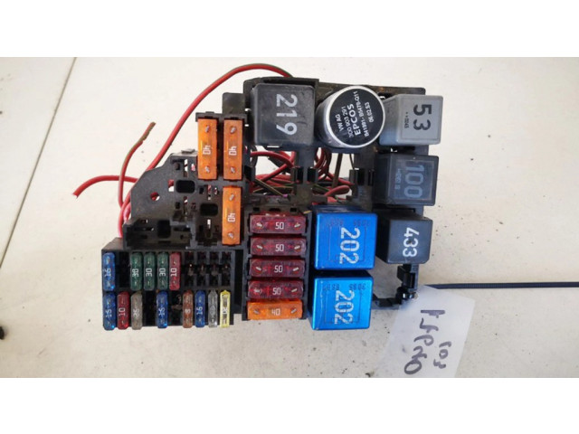 Блок предохранителей  3d1937499f   Volkswagen Phaeton    